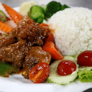 Cơm sườn sốt chua ngọt